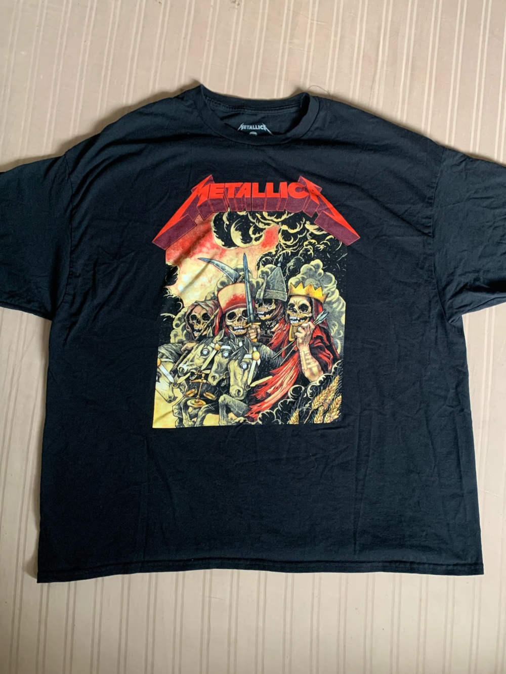 Metallica 2024 Black Short Sleeve Graphic Tee Skull Band Artwork (basically new)
